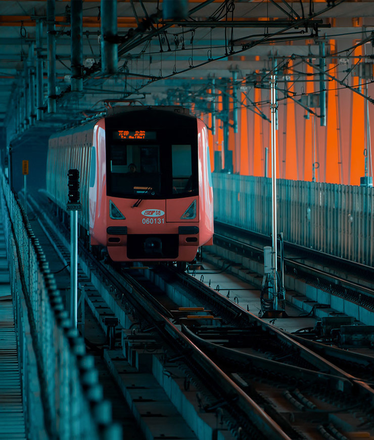 Special equipment for image detection in rail transit